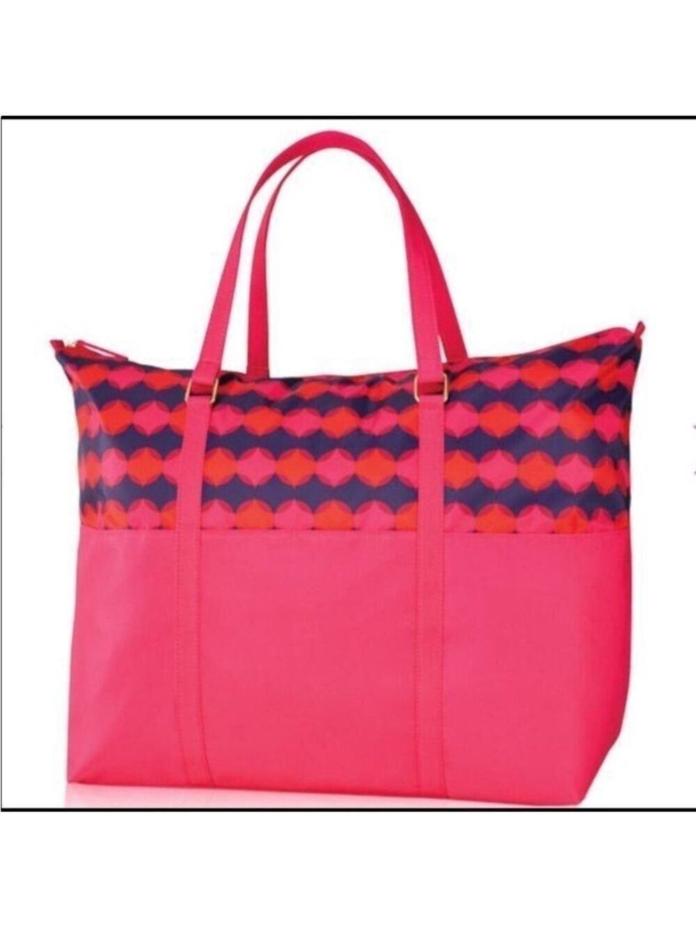 Avon large Weekender Bag NWT
